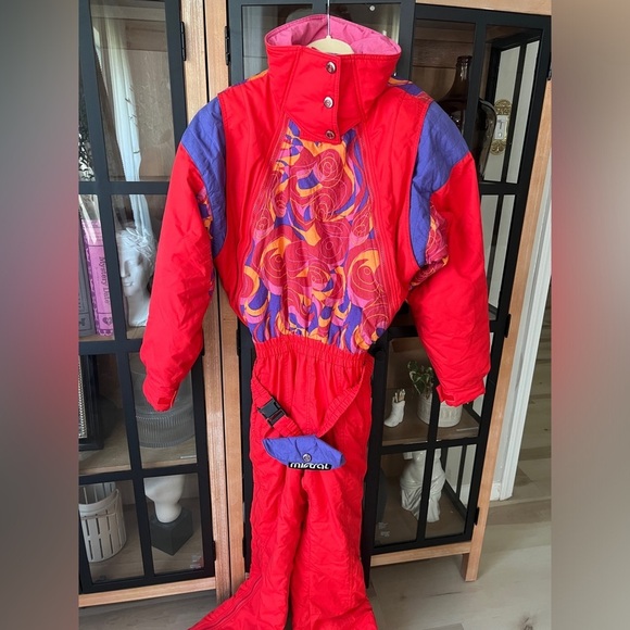 mistral Pants - Vintage Mistral ski suit red pockets zip up long women’s belt bag pattern
